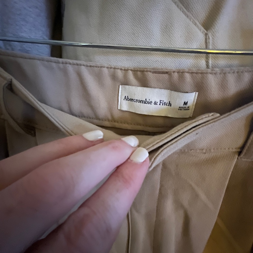 Abercrombie khaki wide leg pant